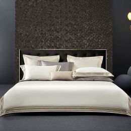 Light Luxury Solid 140 Thread Count Embroidery Solid Four Piece Bedding Set (Option: White-1.8m bed)